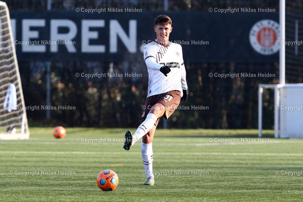 NH_FCStPauliU23_EintrachtBraunschweigU23_Testspiel_02022025 | #31 Emil Staugaard (FC St. Pauli U23)Fußball I Herren I Testspiel I Saison 2024-2025 I FC St. Pauli U23 - Eintracht Braunschweig U23 I 02.02.2025 I Sportplatz Brummerskamp