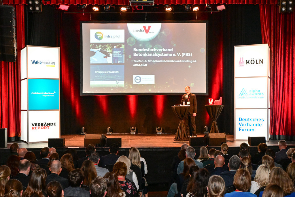 0345Media_V_Award_2025_Foto_Stefan_Wernz | Fotograf Köln - Realisiert mit Pictrs.com