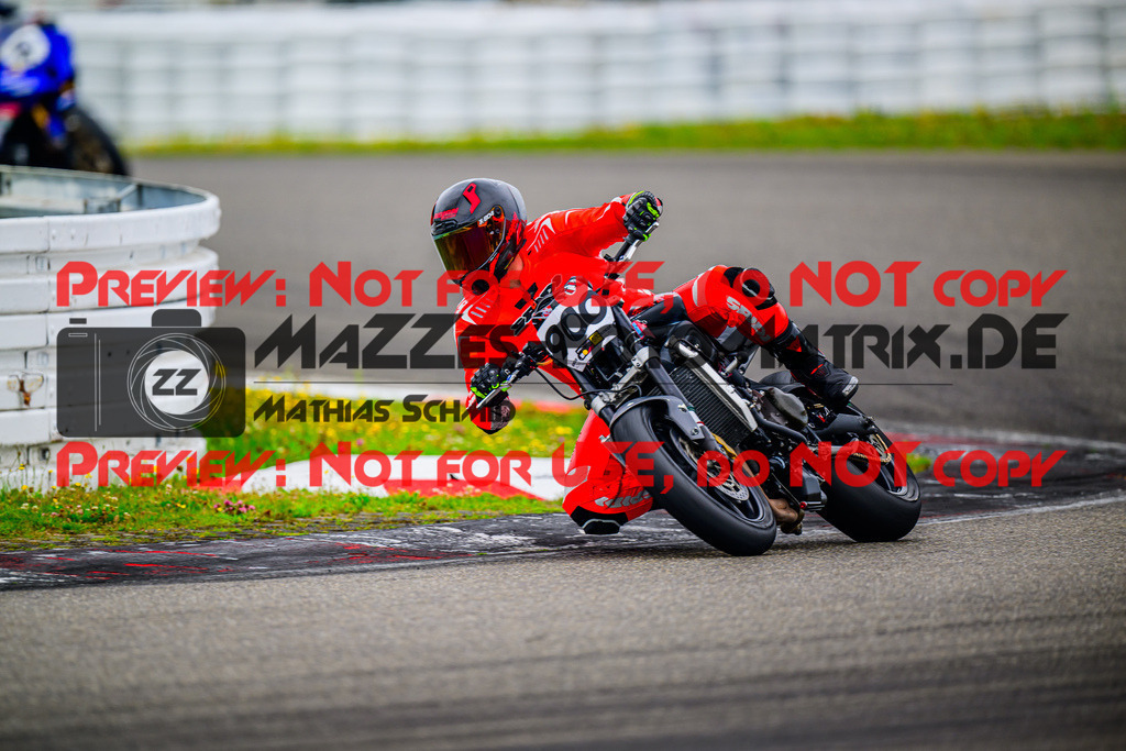 MaZZes_FotoMatrix_240804_6007705_2945 | Fotograf Mathias Schmid
Sportfotograf,
Eventfotograf,
Hochzeitsfotograf,
Portraitfotograf