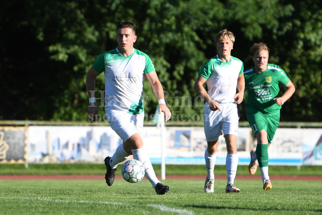 SpVgg GW Deggendorf SpVgg GW Deggendorf : TSV Karpfham | Jure Matic (SpVgg GW Deggendorf) - Realisiert mit Pictrs.com