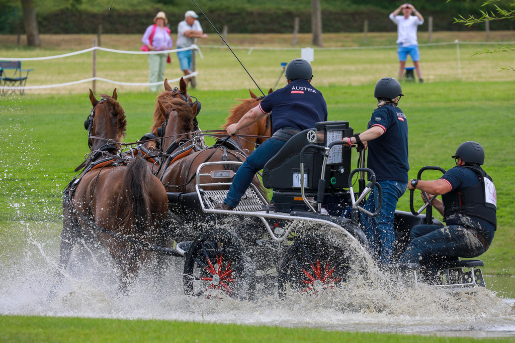16_DanielSchneiders_AUT_03 | Bildergalerie von Sport-Ereignissen aber auch von weiteren spannenden Dingen - nicht nur vom Niederrhein. In Anlehnung an den bekannten Spruch von Hanns Dieter Hüsch heißt das Motto: "Niederrhein ist überall".  - Realisiert mit Pictrs.com