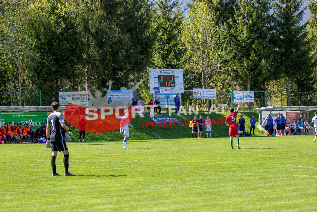 Portugal  U15 -Czech Republic U15 | Anzeigetafel, Uhr ; Portugal  U15 -Czech Republic U15 am 29.04.2022 in Arnoldstein
(Sportplatz), AUSTRIA, (Photo by Ernst Krawagner sport-fan.at) - Realisiert mit Pictrs.com