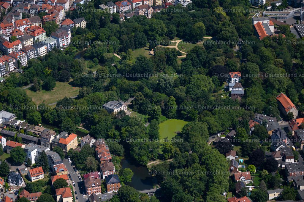 4035667 | BRAUNSCHWEIG 31.07.2020 Parkanlage "Inselwall Park" in Braunschweig im Bundesland Niedersachsen, Deutschland. // Park of "Inselwall Park" in Brunswick in the state Lower Saxony, Germany. Foto: Gerhard Launer