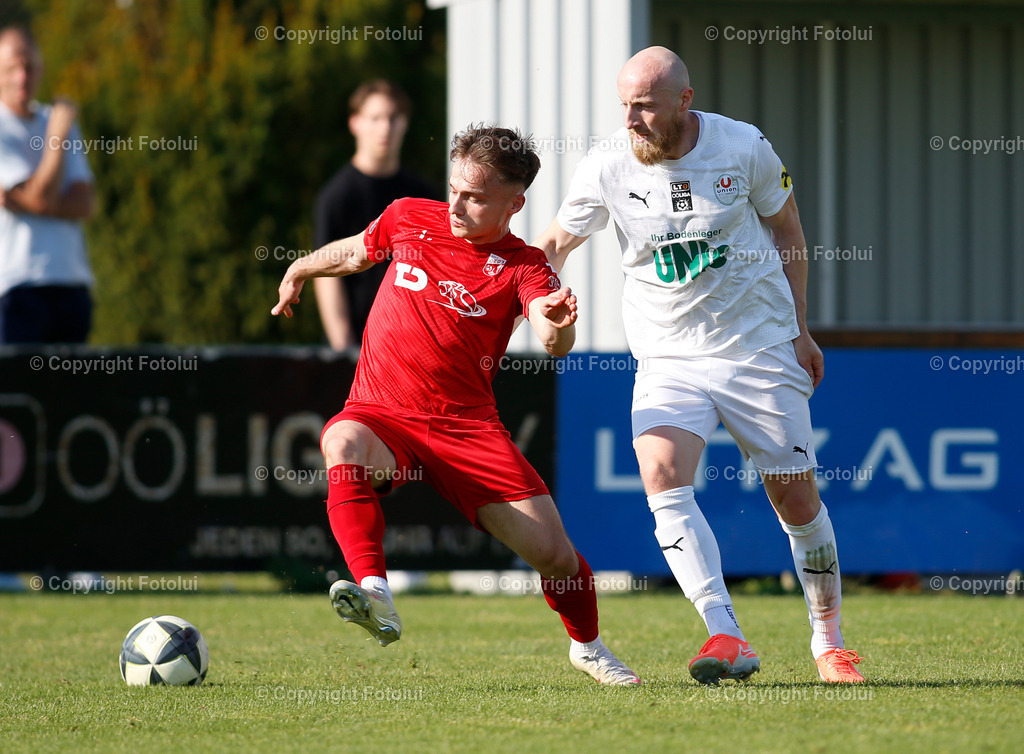 A_LUI_090526_25 | SPORT FUSSBALL LT1 OOE LIGA ASKOE OEDT 1B -UNION GSCHWAND 09.052026 IM BILD: KHAMZAT CHAKAYEV (OEDT 1B) UND AHMED TREJIC (GSCHWAND) FOTO: FOTOLUI