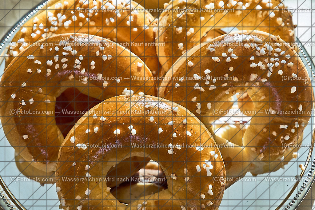 ALP6795_Hl-Requiem_Pfarrer Sinnhuber Roman | Hochzeitsfotograf mit dem Blick für´s Wesentliche, Firmung, Erstkommunion, Firmenfeiern, Sportfotoservice, Reproduktionen, Konzertfotografie, Pressefotografie, Luftbildfotografie, Innenarchitektur, Werbefotografie, Sponsoren-Livebildfotografie.