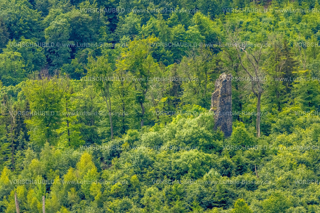 Meschede220600867 | Luftbild, Turmruine Laer, Wartturm im Naturschutzgebiet Ruhrtal bei Laer, Berghausen, Meschede, Sauerland, Nordrhein-Westfalen, Deutschland
