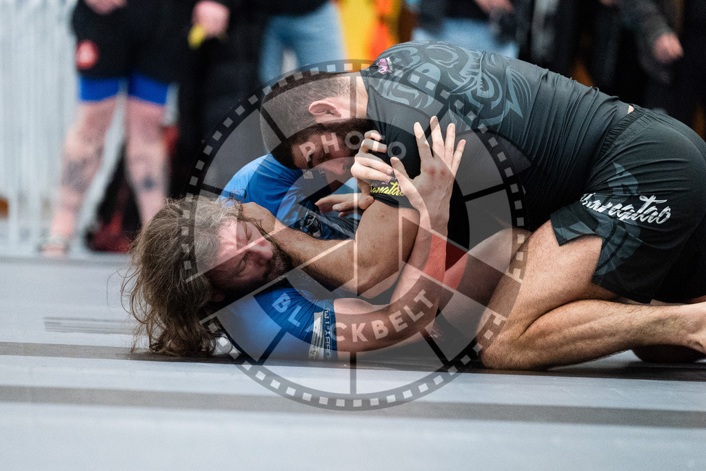 20251129PBB9304 | Fighters compete during the luta livre competition ILLCS XI winter edition on November 29, 2025 in Hannover, Germany.