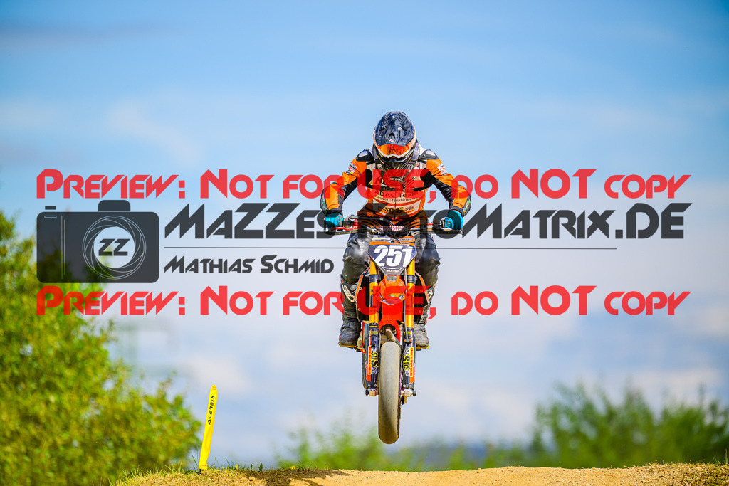 MaZZes_FotoMatrix_240713_6007705_0789 | S2