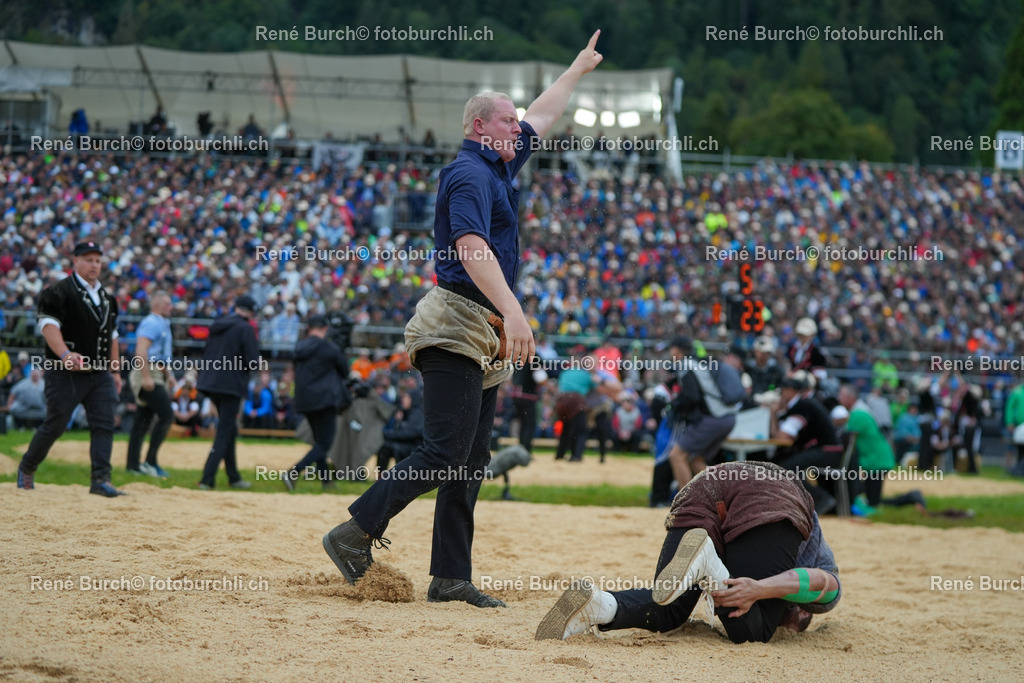 29 | René Burch leidenschaftlicher Fotograf aus Kerns in Obwalden.  Hier finden sie Sport, Landschaft und Natur Fotografie.
 - Realisiert mit Pictrs.com