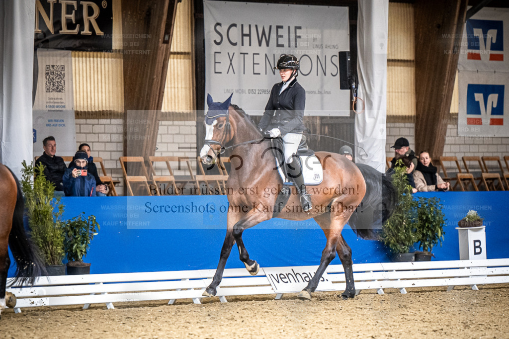 DOS_1443 | Entdecke hochwertige Reitturnierfotos von Foto Oger. Professionell, emotional und authentisch – jetzt Lieblingsmomente im Shop bestellen. - Realisiert mit Pictrs.com