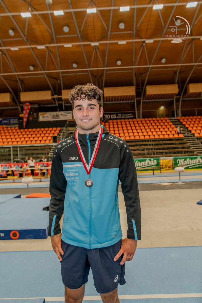 DSC_1770 | "Fussifoto.com – Ihr Ansprechpartner für hochwertige Fotografie! Entdecken Sie kreative Bilder und professionelle Dienstleistungen. Kontaktieren Sie uns für Ihre Projekte!"