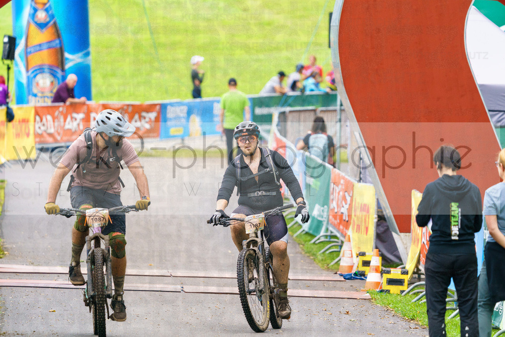 RennsteigRIDE Zieleinlaufbilder | Zieleinlauf RIDE 23
