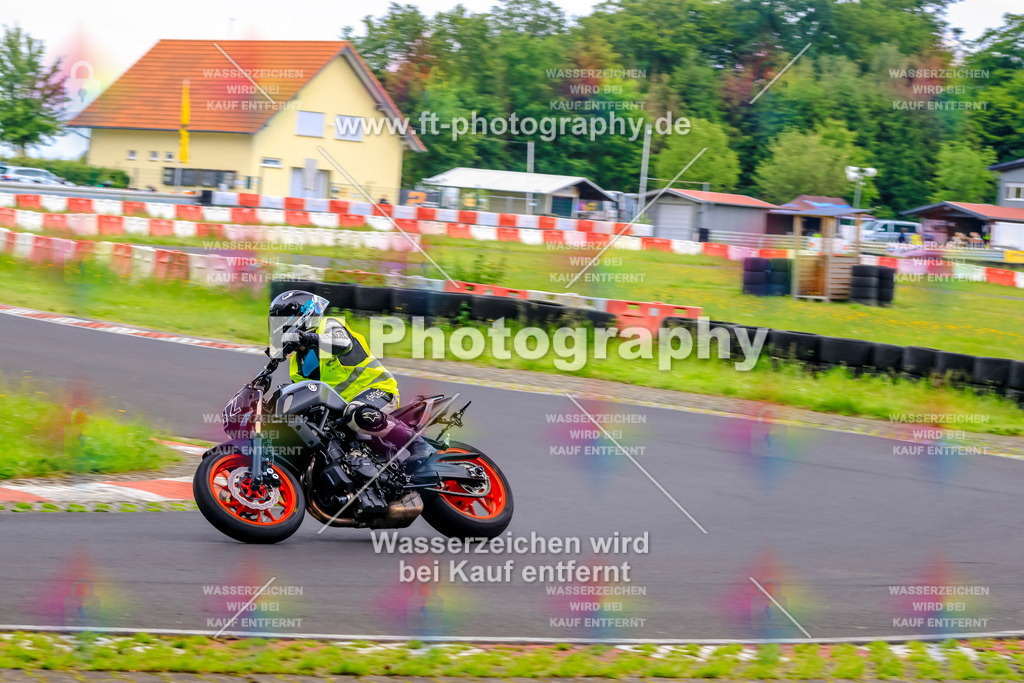 VBK-7901 | Hier findet Ihr Bilder von Touristenfahrten auf der Nürburgring Nordschleife oder von anderen Veranstaltungen die ich besucht habe. Viel Spass beim Durch Schauen 