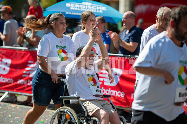 20240901_NSZ_4501_1 | DEU, Düsseldorf, 01.09.2024 Kö-Meile  - Realisiert mit Pictrs.com