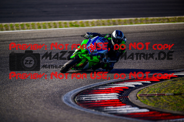 MaZZes_FotoMatrix_240831_6007705_1457 | STK1000