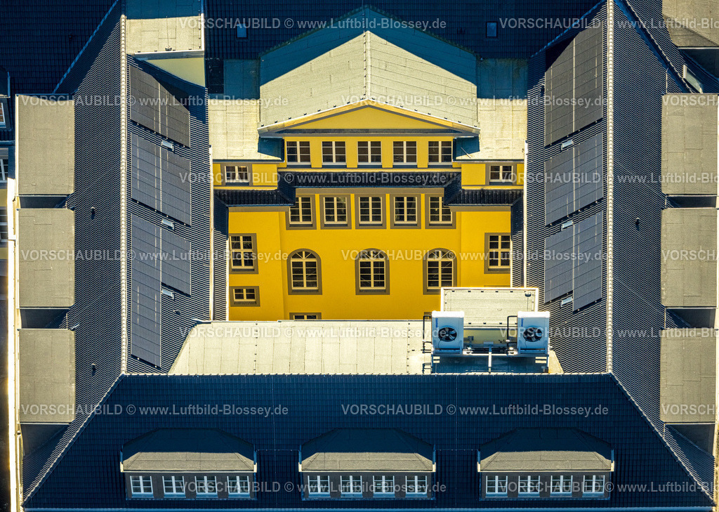 Witten250301152-2 | Luftbild, Rathaus mit Sanierung, Innenhof Fensterfront, Formen und Farben, Witten, Ruhrgebiet, Nordrhein-Westfalen, Deutschland