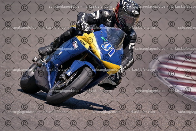 26bt05-1154 | markuskiefer.com - Realisiert mit Pictrs.com