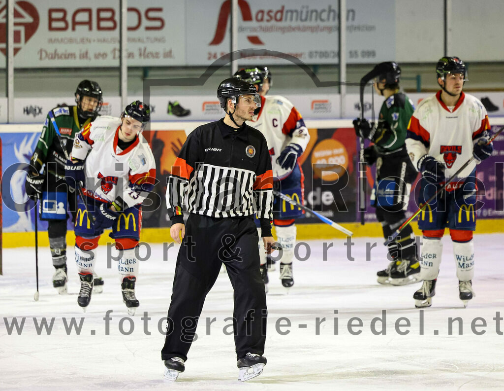 2023-01-13_109_TSV_Erding_gegen_VfE_Ulm-Neu-Ulm | Erding, Deutschland, 13.01.2023:
Eishockey, Bayernliga 2022 / 2023, 27. Spieltag, TSV Erding gegen VfE Ulm/Neu-Ulm, Endergebnis: 6:1

Foto: Christian Riedel / fotografie-riedel.net