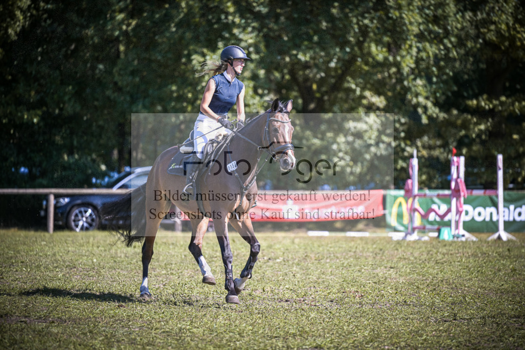 DOS_0038 | Entdecke hochwertige Reitturnierfotos von Foto Oger. Professionell, emotional und authentisch – jetzt Lieblingsmomente im Shop bestellen.Deutschlandweite Turnierfotografie. - Realisiert mit Pictrs.com