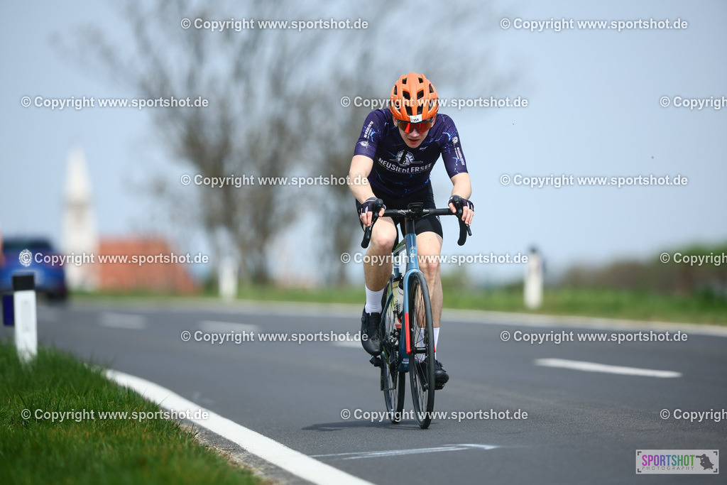 758_TRA56011 | Neusiedlersee Radmarathon 2026@sportshot_your_pictrs #yourpictures#roadtowm2029 #nrm #neusiedlerseeradmarathon #neusiedlersee #neusiedlerseetourismus #burgenland #mörbisch #nrm26 #burgenlandtourismus #voglundco #poweredbyburgenlandtourismus #radsport #rad #marathon #ucigranfondo #visitburgenland #ucigranfondoworldseries