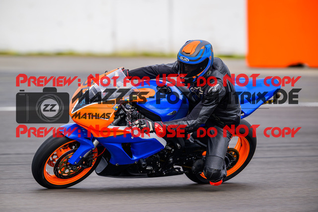 MaZZes_Fotomatrix_20250421_6021986_5501 | ROT