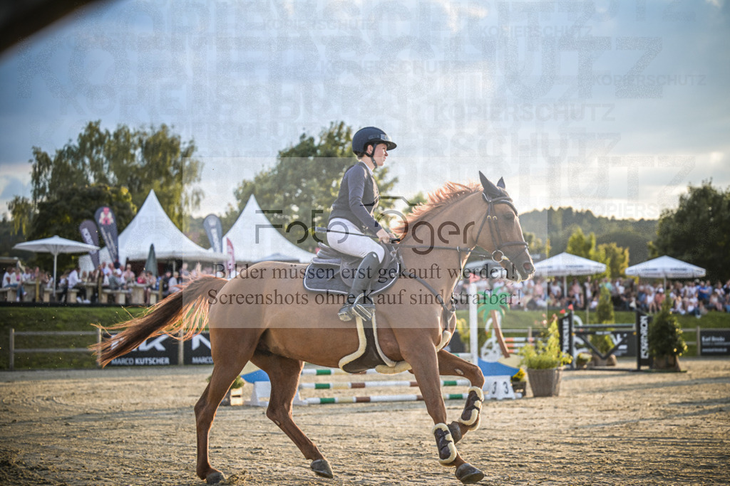 DOS_0878 | Entdecke hochwertige Reitturnierfotos von Foto Oger. Professionell, emotional und authentisch – jetzt Lieblingsmomente im Shop bestellen.Deutschlandweite Turnierfotografie. - Realisiert mit Pictrs.com