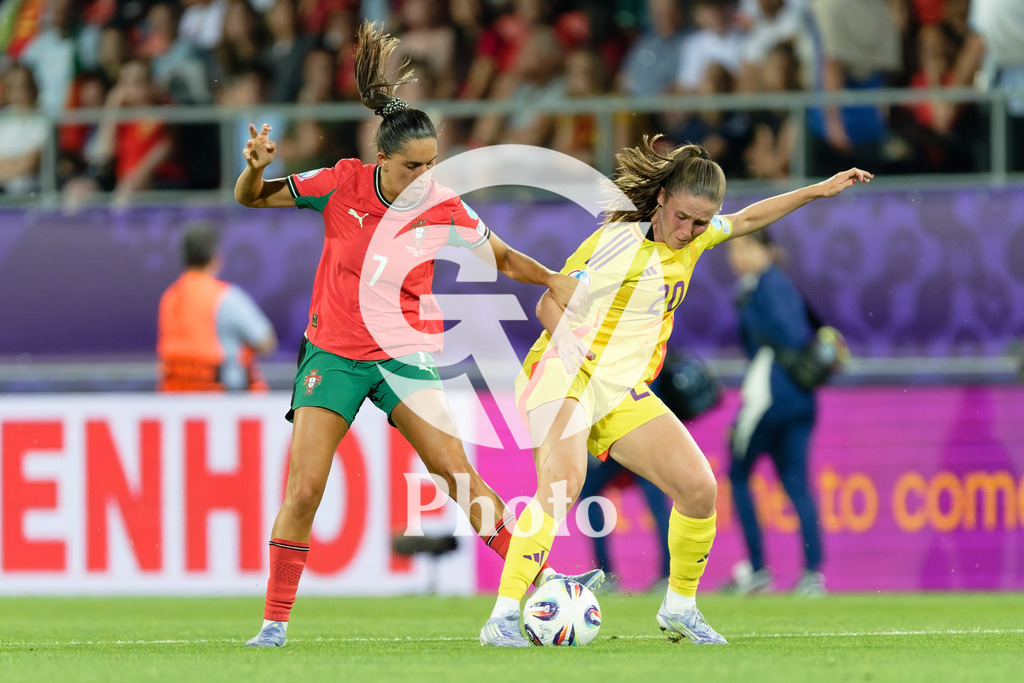 Portugal v Belgium: UEFA Women's EURO 2025 Group B | SION, SWITZERLAND - JULY 11: Francisca Nazareth of Portugal (L) and Marie Detruyer of Belgium (R) fight for possession  during the UEFA Women's EURO 2025 Group B match between Portugal and Belgium at Stade de Tourbillon on July 11, 2025 in Sion, Switzerland. (Photo by Giuseppe Velletri/Sports Press Photo/Getty Images)