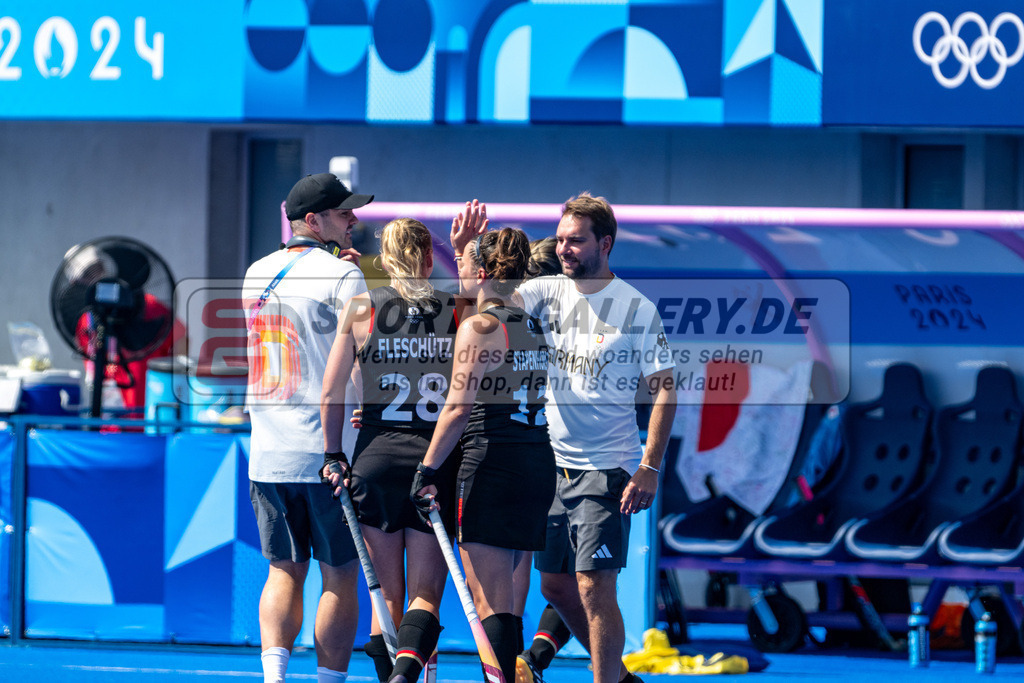 Aka Danas - Japan 2-0 28.07.24 sg-1052 | Hockey,Sport,Fieldhockey,1.Bundesliga,2.Bundesliga,Sportfotografie,Shop,Sportphotography,Feldhockey,Hockeyliga