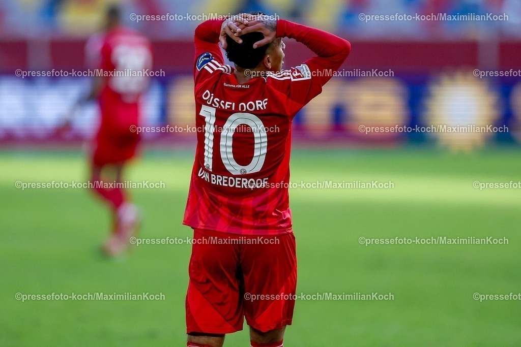 Due01022502162 | 01.02.2025, Fußball, Fortuna Düsseldorf - SSV Ulm 1846, 2.. Fußball Bundesliga, 20. Spieltag, Merkur Spiel-Arena, Saison 2024 2025: Myron van Brederode (Fortuna Düsseldorf #10) enttäuscht EnttäuschungDFB regulations prohibit any use of photographs as image sequences and or quasi-video.
