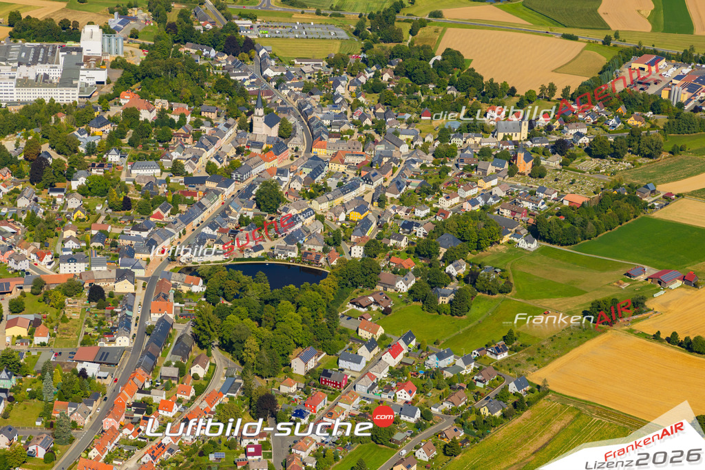 Luftaufnahme von Kirchenlamitz Vs Google Maps- Die Luftaufnahme wurde 2025 vom UL-Flugzeug heraus erstellt ( keine Drohne ) - Hochauflösende Luftaufnahme - für professionelle Ausdrucke geeignet. Die Geschenkidee !Mit Lizenz und Bildrechte bestellbar