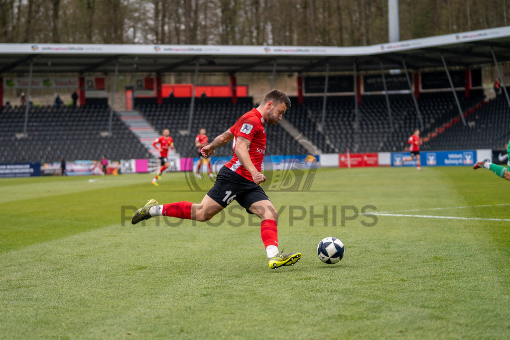 SG Sonnenhof Grossaspach vs. FC 08 Homburg, Fussball, Regionalliga Suedwest, 26. Spieltag, 28.03.2026 | Marius Kunde (SG Sonnenhof Grossaspach, #16),SG Sonnenhof Grossaspach vs. FC 08 Homburg, Fussball, Regionalliga Suedwest, 26. Spieltag, 28.03.2026