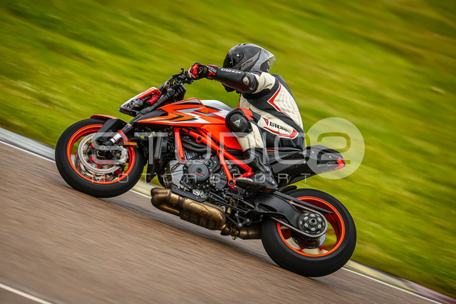 0018-260612SR-022_18 | Deine Full-Service-Agentur für ✔️Videoproduktionen und ✔️Motorsportfotografie Jetzt Angebot anfragen!