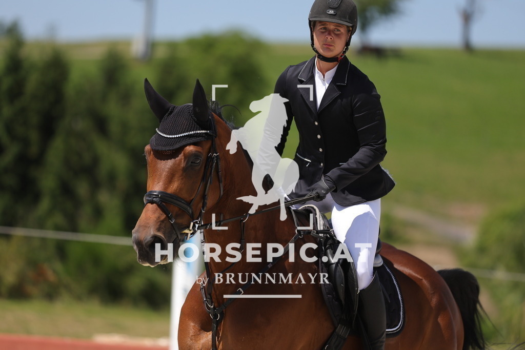 0P6A8518 | Willkommen bei Brunnmayr - Design & Fotografie – Ihrem Spezialisten für Reitturniere und Pferdeveranstaltungen in Oberösterreich, Salzburg und Bayern! Seit über 17 Jahren sind wir leidenschaftlich dabei.