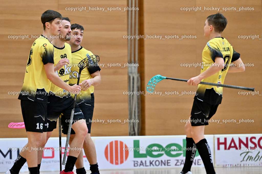 VSV Unihockey  vs. FBK Loka  | Jubel FBK Loka Mannschaft, #16 Gal Šardi FBK Loka, VSV Unihockey  vs. FBK Loka , VSV Unihockey  vs. FBK Loka  am 25.01.2026 in Villach (Ballspielhalle St. Martin), Austria, (Photo by Bernd Stefan)