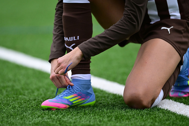Fußball I Frauen I Saison 2025-2026 I Regionalliga Nord I 10. Spieltag I FC St. Pauli - Hamburger SV U20 I 11053 | Der Sportfotograf. - Realisiert mit Pictrs.com