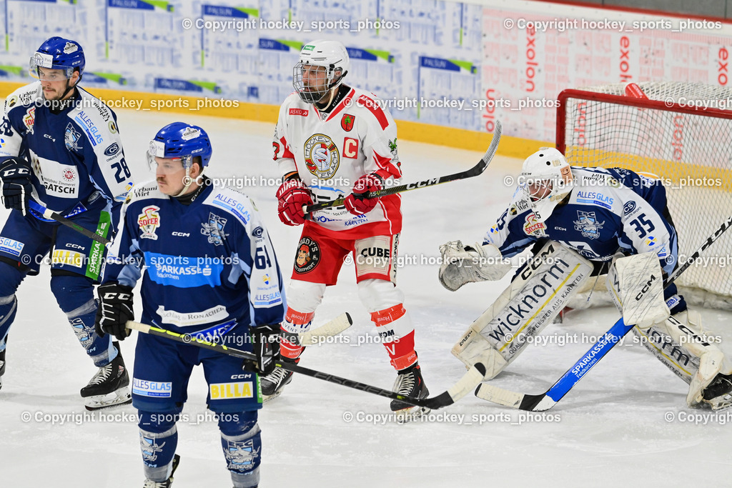ESV Ferlach vs. ESC SOCCERZONE STEINDORF | #28 Bacher Stefan ESC Steindorf, #64 Stichauner Fabian ESC Steindorf, #58 Florian Matthias ESV Ferlach, #35 Mayronig Marco ESC Steindorf, ESV Ferlach vs. ESC SOCCERZONE STEINDORF, ESV Ferlach vs. ESC SOCCERZONE STEINDORF am 29.11.2024 in Ferlach (Eishalle Ferlach ), Austria, (Photo by Bernd Stefan)