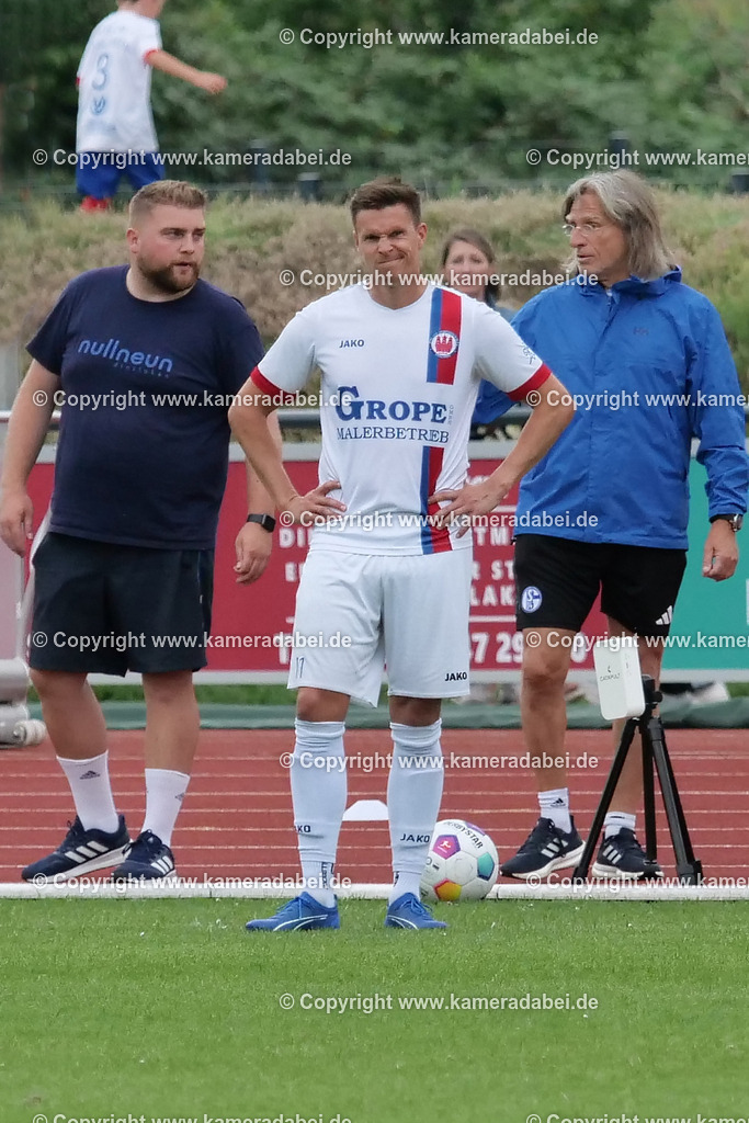 Fußball : Testspiel : SuS 09 Dinslaken - Schalke 04 U 19 am 25.07.2024 | Foto : Jochen Emde / www.kameradabei.de - Realisiert mit Pictrs.com