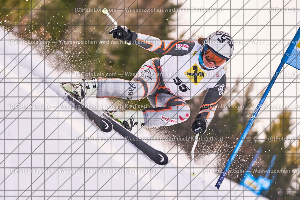 ALP0856_MastersCup-RTL-II_LKHF_Popp Michaela | NÖ Raiffeisen MastersCup, Jugend - Damen - Herren, Riesentorlauf-Rennen 2 auf der Fuchswaldpiste in Lackenhof am Ötscher, durchführender Verein: Schiklub Lackenhof, So 9. Februar 2025.