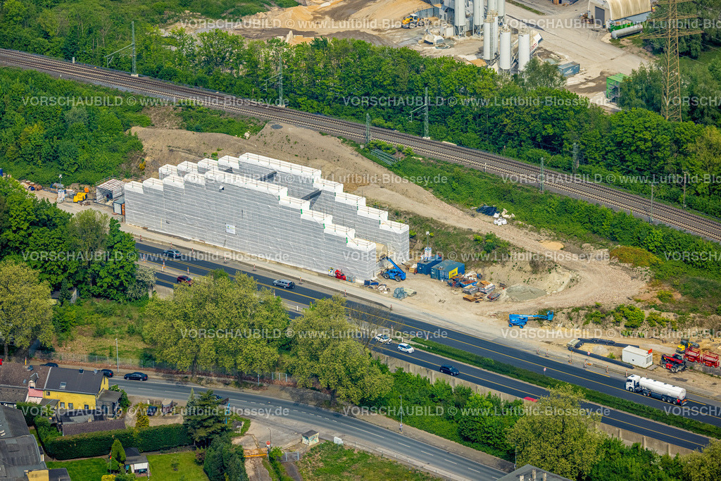Herne240500435 | Luftbild, Brückenbau über die Autobahn A42 und Bahnlinie, Cranger Straße am Autobahnkreuz Herne, Baukau-West, Herne, Ruhrgebiet, Nordrhein-Westfalen, Deutschland