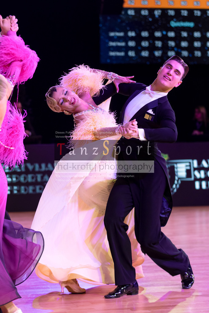 20241215_WDSF_Int_Open_Std-Riga-8894 | Tanzsportbilder, Standardtanz, Lateintanz, WDSF, DTV, LTVB, dancecomp, goc, hessen tanzt, blaues band der spree, walzer, tango, wiener walzer, slowfox, quickstepp, samba, rumba, cha-cha-cha, paso doble. jive, hd-kroft photography, turniertanzsport