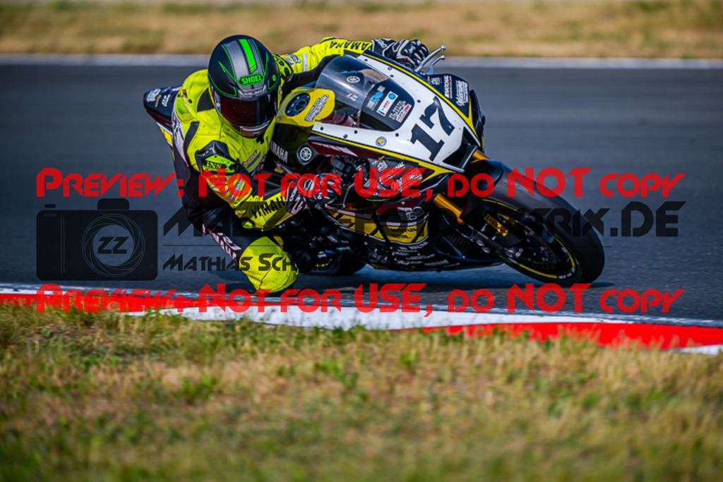 MaZZes_FotoMatrix_220520_2255 | Fotograf Mathias Schmid
Sportfotograf,
Eventfotograf,
Hochzeitsfotograf,
Portraitfotograf