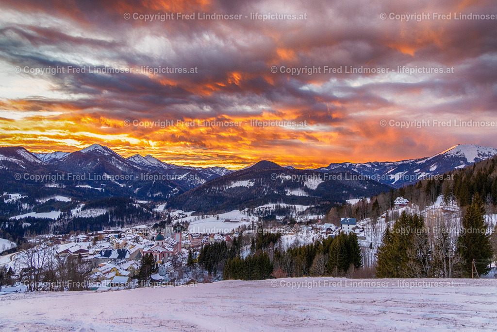 Mariazell Abendrot 29012022 HDR-2 | Fotos und Fotoprodukte - Realisiert mit Pictrs.com