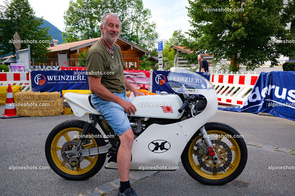 P1014650 | Erleben Sie atemberaubende, hochqualitative Fotos Ihrer Fahrt entlang der malerischen Alpenstraßen. Besuchen Sie alpineshots.com, um professionelle Aufnahmen Ihrer unvergesslichen Reise zu finden und zu kaufen - Realisiert mit Pictrs.com