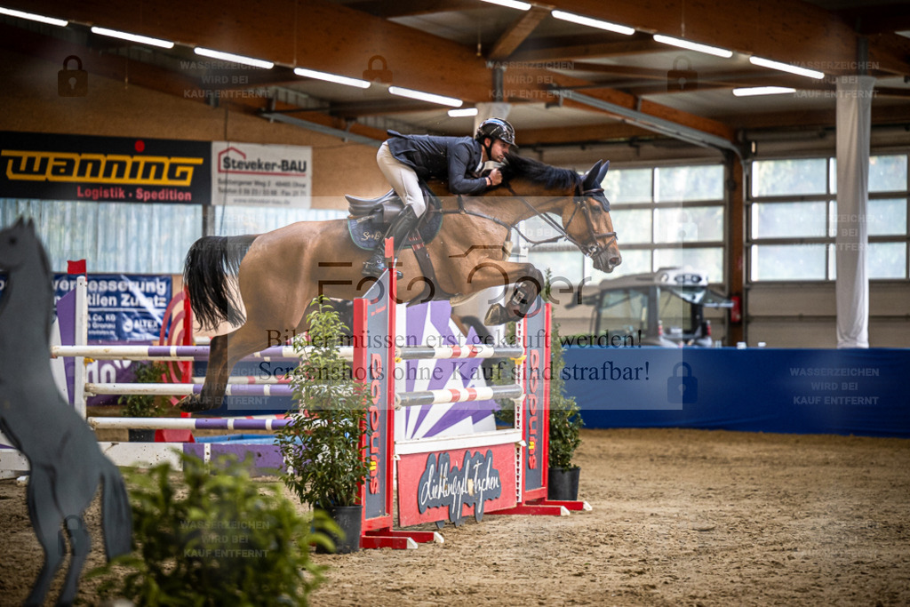 DOS_0909 | Entdecke hochwertige Reitturnierfotos von Foto Oger. Professionell, emotional und authentisch – jetzt Lieblingsmomente im Shop bestellen. - Realisiert mit Pictrs.com