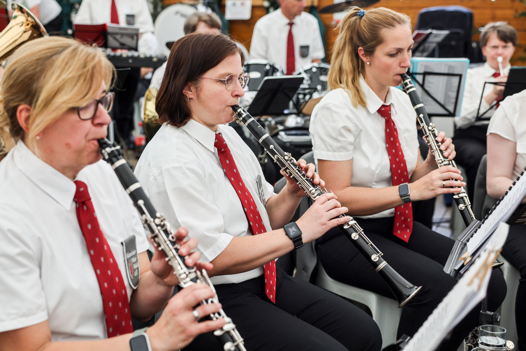 top-top.de 240516-069 | Foto, Video, Fotografie, Videografie, Fotobox, DJ, Discjockey, Musik, Musikbox, Veranstaltung, Photobooth, Amazon, Ebay, Buchtipp, Bestseller, Autor, Verlag, Buch, Wesel, Hamminkeln, NRW, Dinslaken, Rees, Drohne, Hochzeit, Party, Fotobox, Wesel, Fotograf