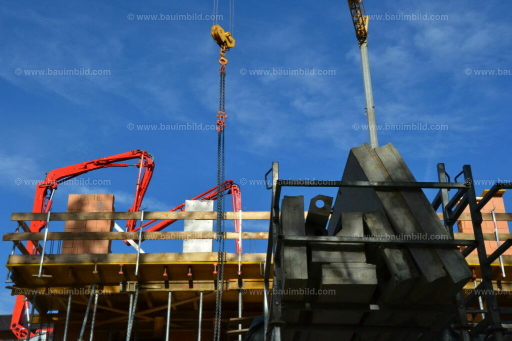 bib-lg04-betonarbeiten-0641 | Nach LV-Leistungsgruppen sortierte Detailfotos über den Bau eines Hauses. Alle Hausbau-Bilder direkt vom Urheber und Autor der Website Haus-Selber-Bauen.com