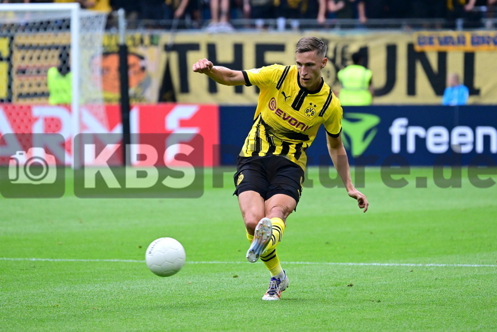KBS Picture_PhoenixLuebeck-BorDortmund_035 | Schlotterbeck Nico (Borussia Dortmund) ,Sportplatz :  Volksparkstadion, - Realisiert mit Pictrs.com