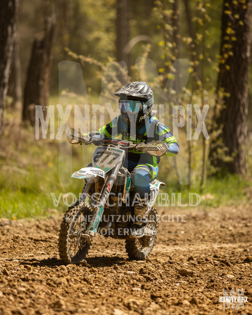 866A5185 | mxndyyvipix