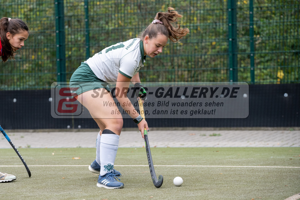 SFE_20231022_0055 | Deutsche Meisterschaft Weibliche U16 Finale Uhlenhorst Mülheim - Düsseldorfer HC am 22.10.2023 in Köln (Düsseldorfer Hockeyclub 1905 e.V.), Photo: Stephan Fehrmann 2023 (Sports-Gallery)