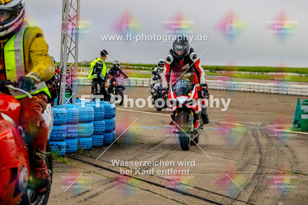 MotoTeam-7928 | Hier findet Ihr Bilder von Touristenfahrten auf der Nürburgring Nordschleife oder von anderen Veranstaltungen die ich besucht habe. Viel Spass beim Durch Schauen 